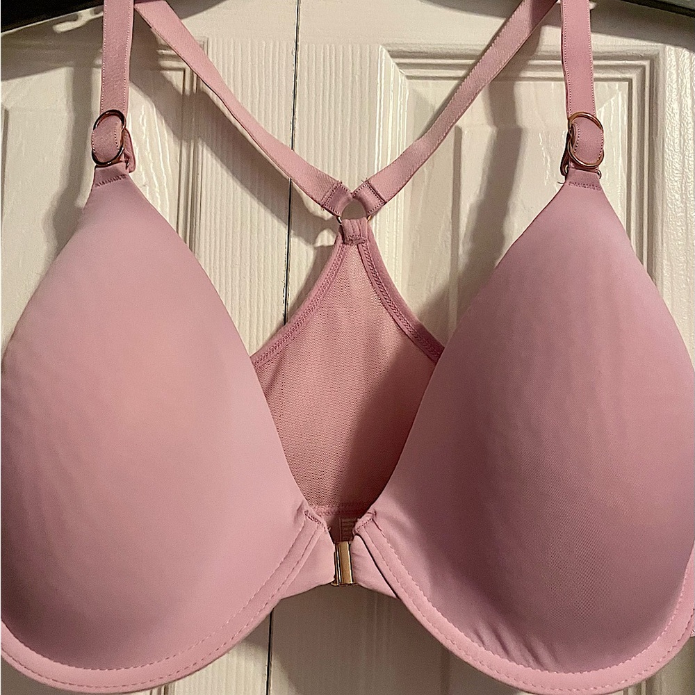 Secret Treasures Light Pink Racerback T-Shirt Bra with Front Clasp